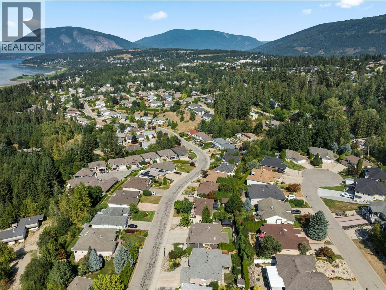 710 SE 17 Street, Salmon Arm, BC, V1E 1W2 - 72