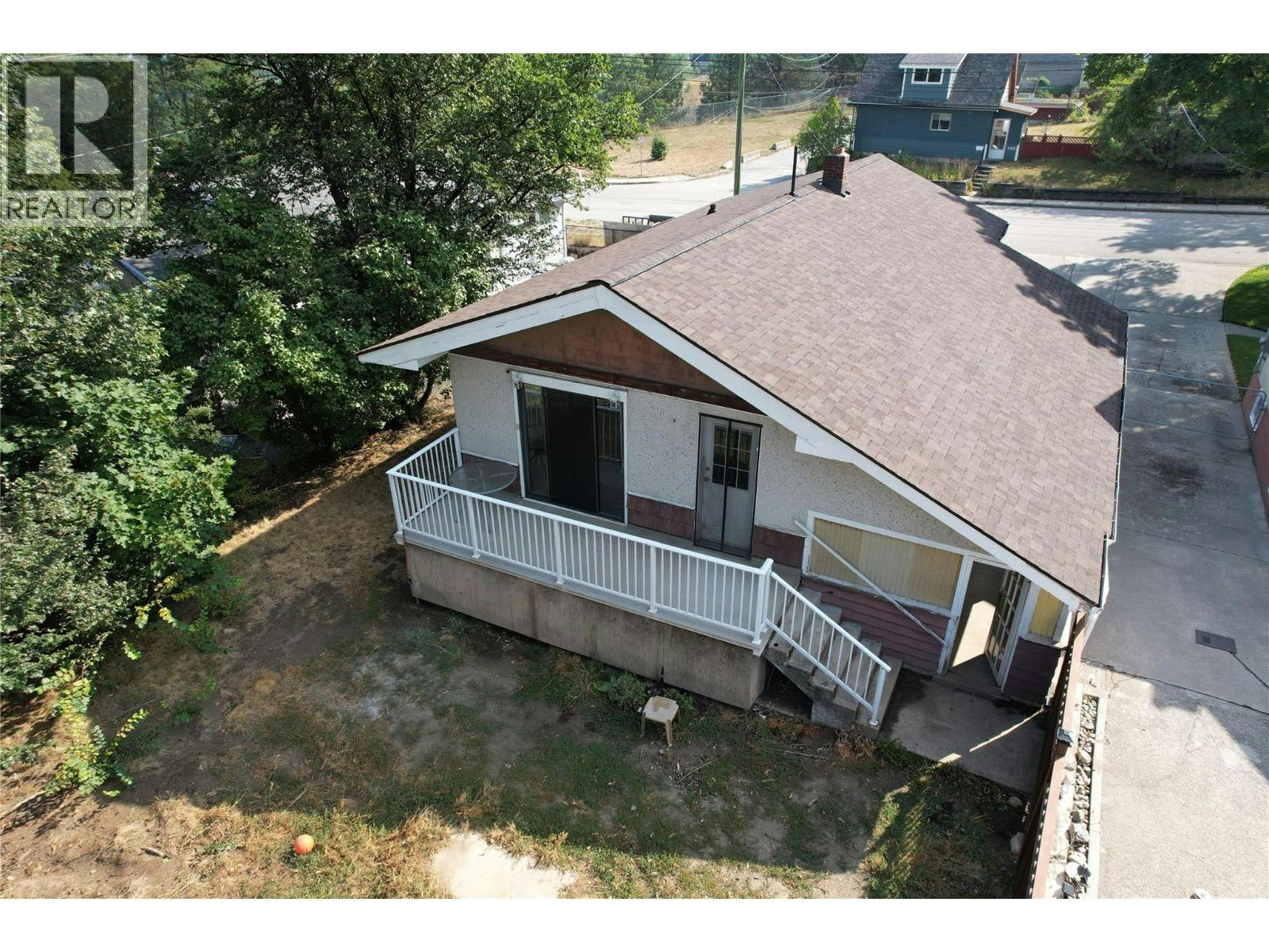 1104 Mcquarrie Avenue, Nelson, BC, V1L 1B2 - 18