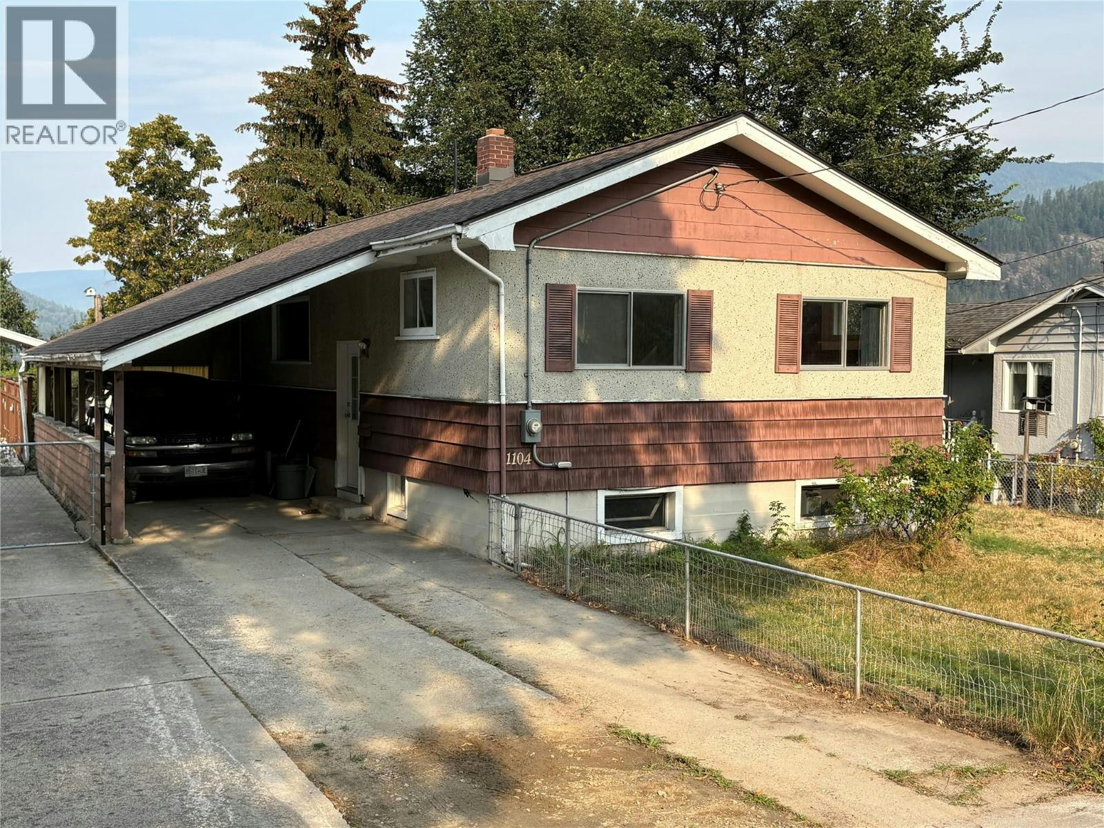 1104 Mcquarrie Avenue, Nelson, BC, V1L 1B2