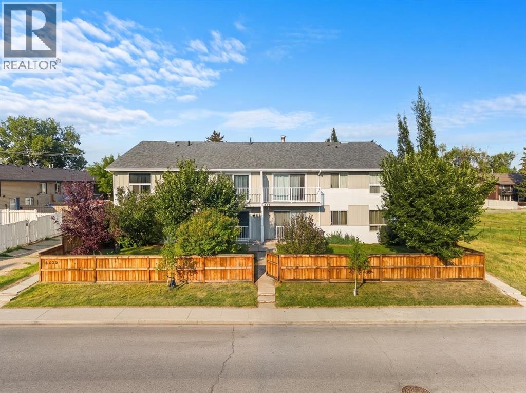 5-4328 75 Street NW, Calgary, AB, T3B 2M8