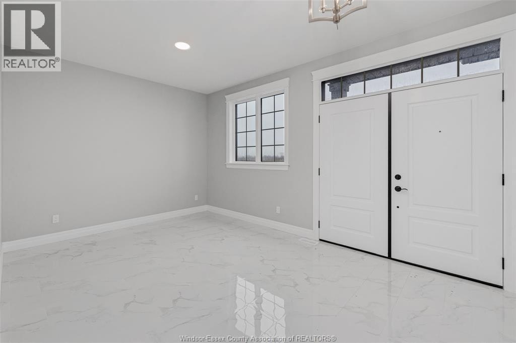 59 Belleview Drive, Kingsville, ON, N0R 1B0 - 5