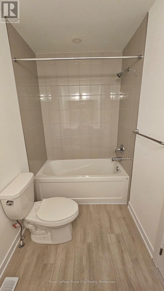 70-42 Lowes Road W, Guelph, ON, N1G 0H6 - 14