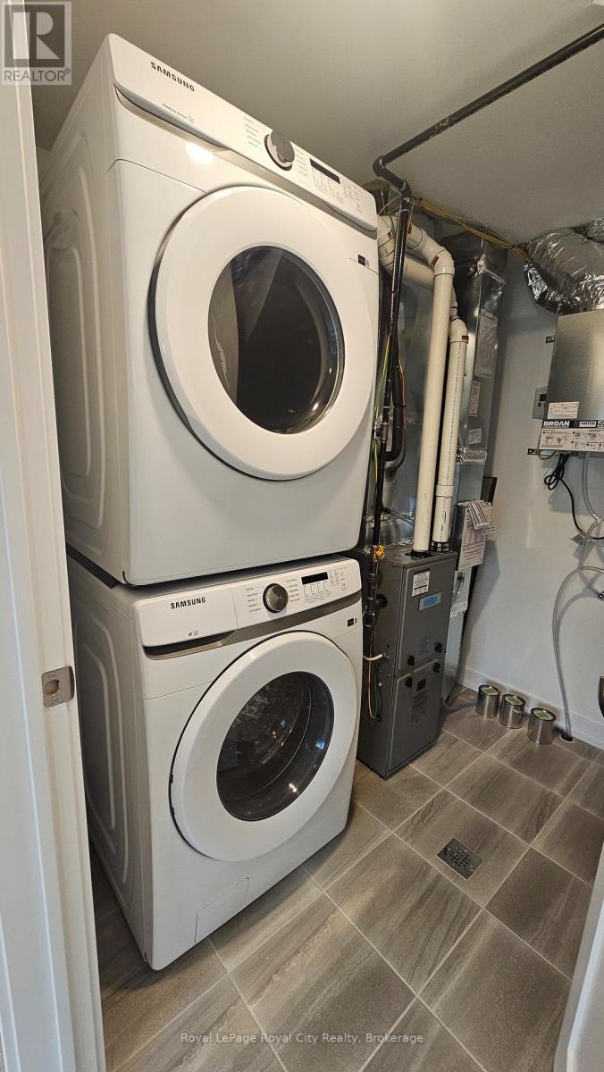 70-42 Lowes Road W, Guelph, ON, N1G 0H6 - 9