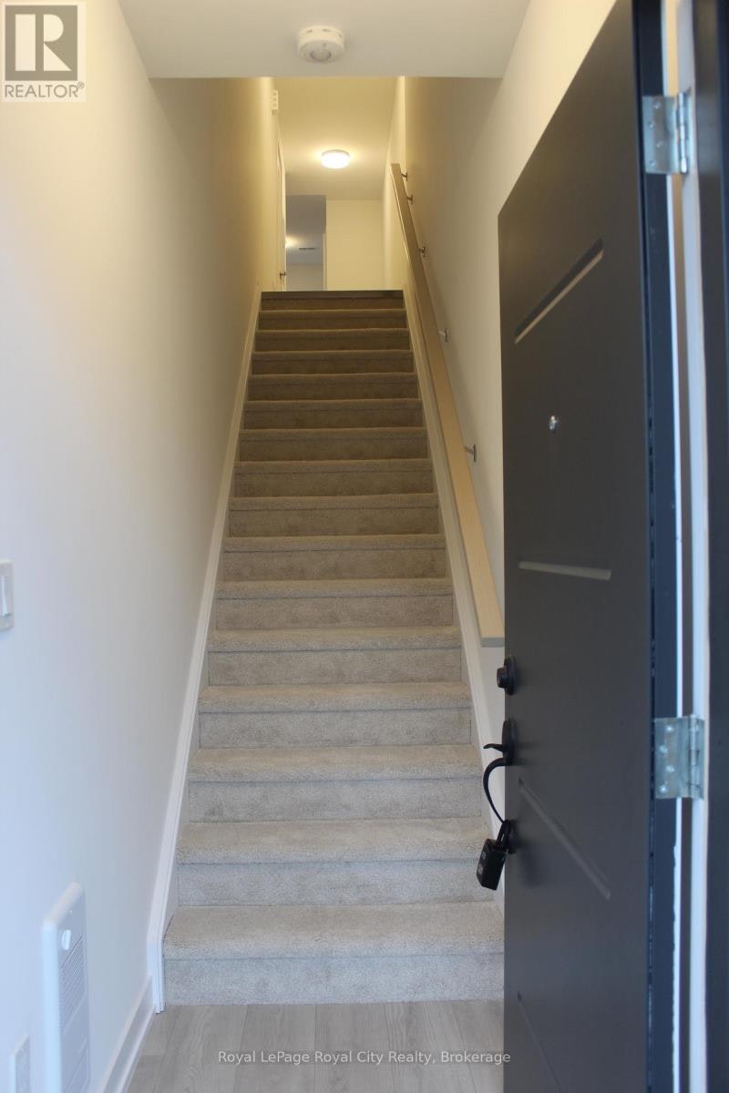 70-42 Lowes Road W, Guelph, ON, N1G 0H6 - 3