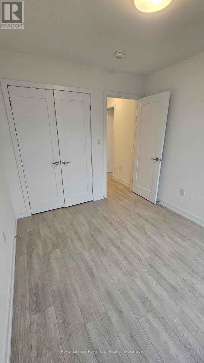 70-42 Lowes Road W, Guelph, ON, N1G 0H6 - 18