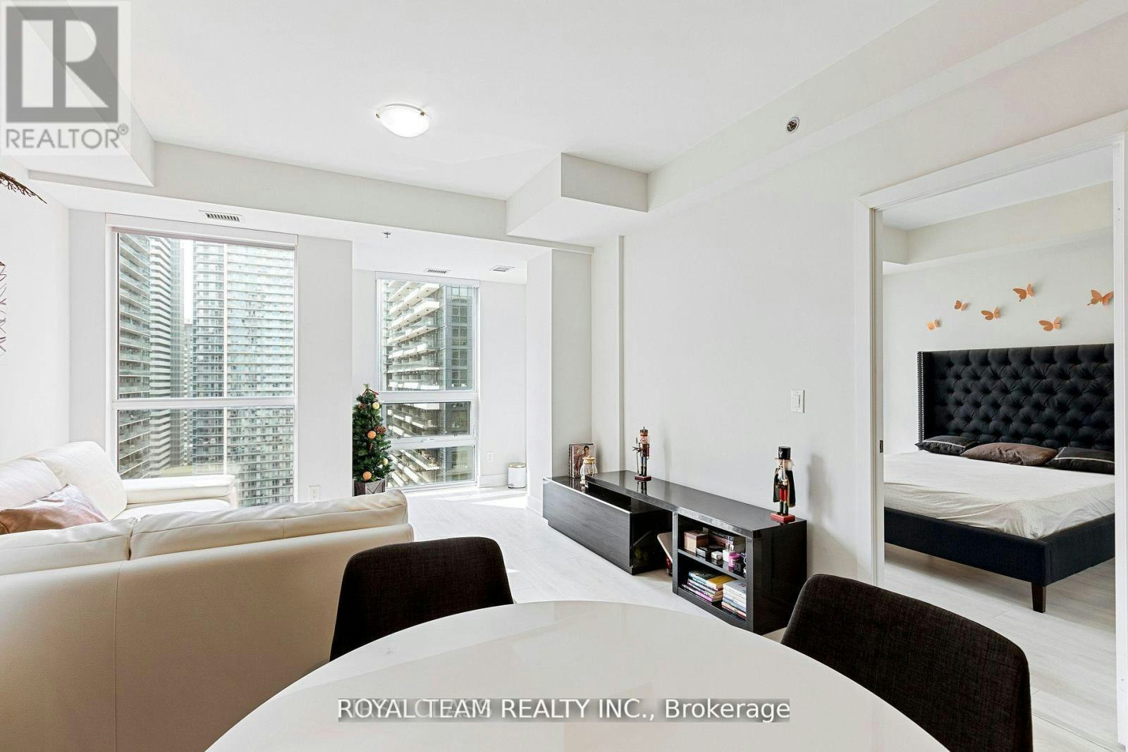 2608-318 Richmond Street W, Toronto, ON, M5V 0B4 - 6