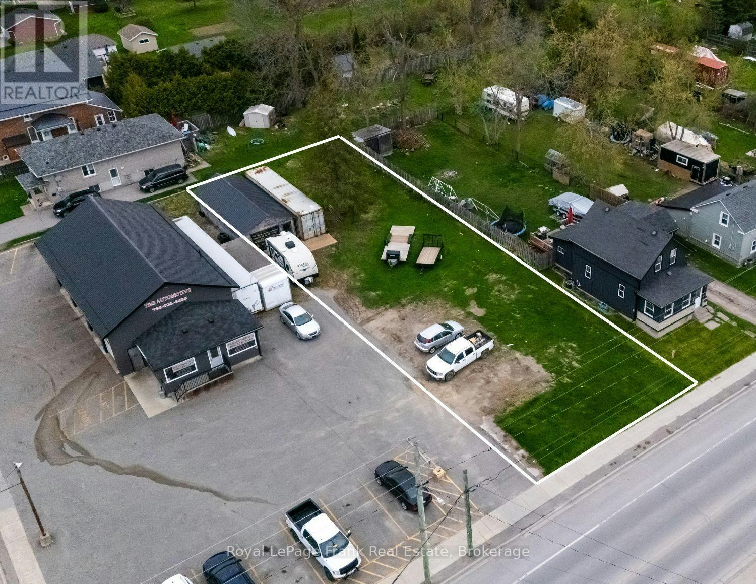 122 Queen Street, Kawartha Lakes, ON, K9V 1N3