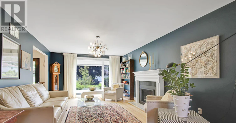 895 Dresden Crescent, Ottawa, ON, K2B 5H8 - 12