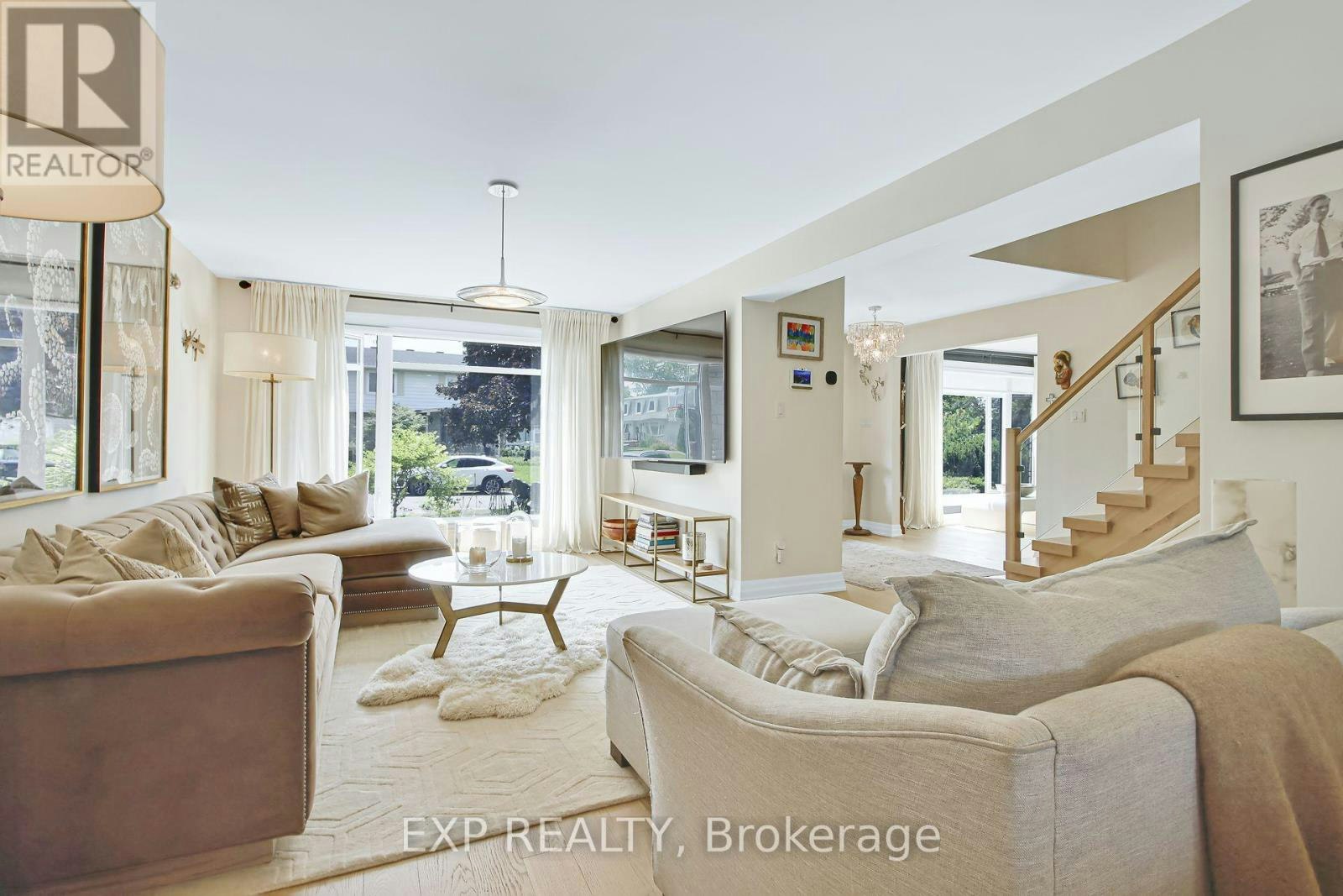 895 Dresden Crescent, Ottawa, ON, K2B 5H8 - 6