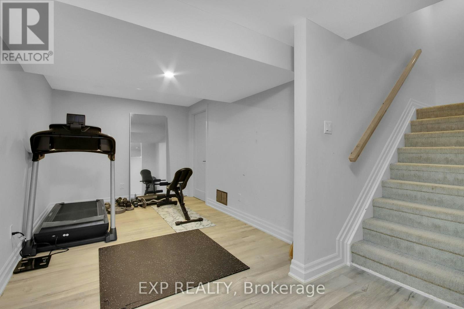 895 Dresden Crescent, Ottawa, ON, K2B 5H8 - 37
