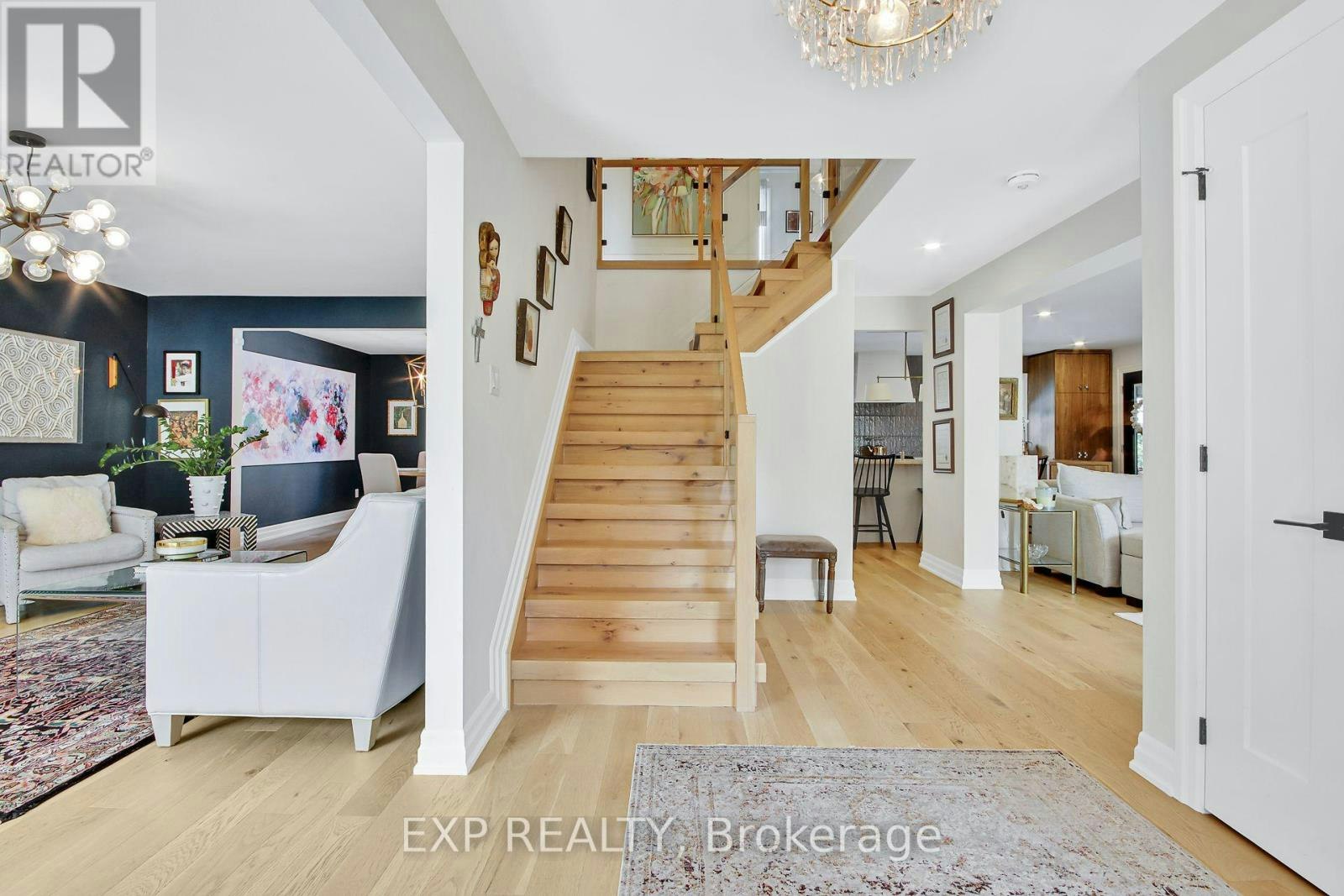 895 Dresden Crescent, Ottawa, ON, K2B 5H8 - 3