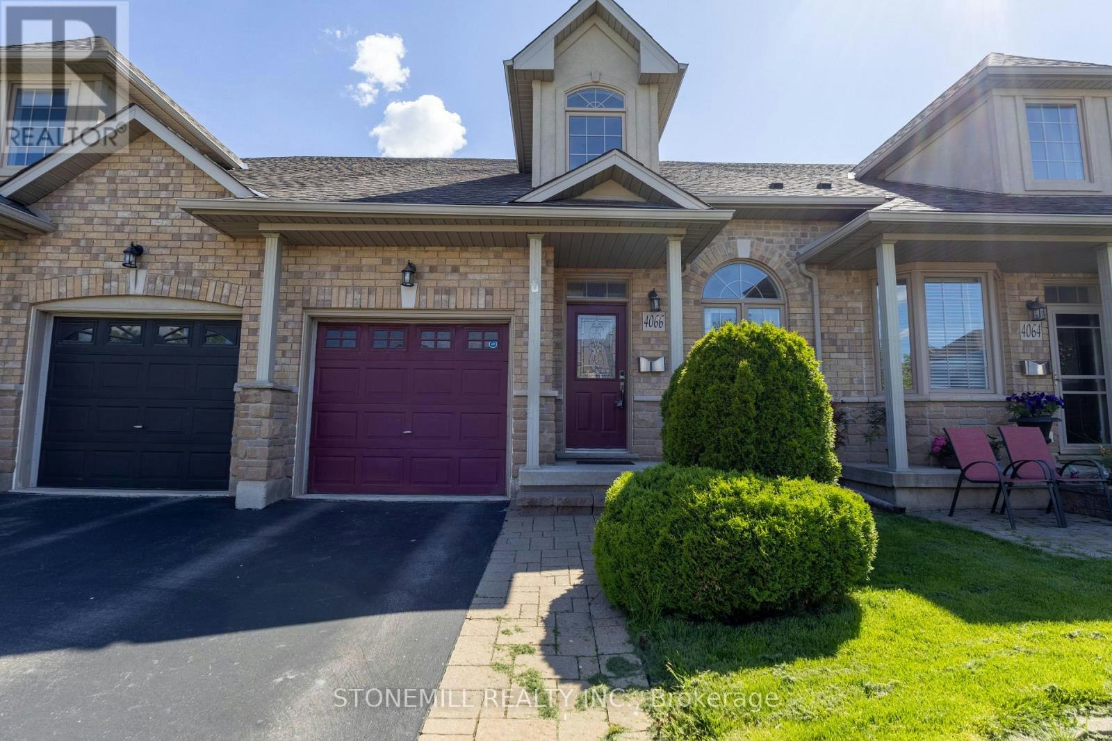 4066 Medland Drive, Burlington, ON, L7M 4Z6