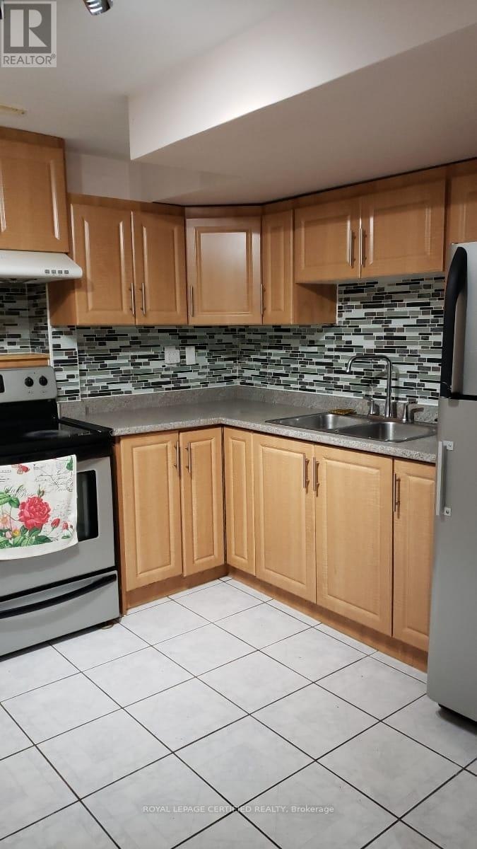 BSMT-44 Red Cedar Crescent, Brampton, ON, L6R 1A7 - 3