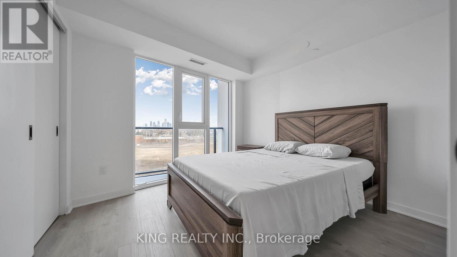 515-36 Zorra Street, Toronto, ON, M8Z 0G5 - 16