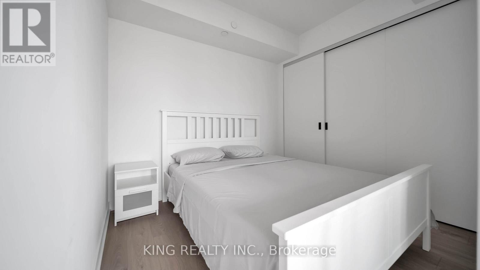 515-36 Zorra Street, Toronto, ON, M8Z 0G5 - 21