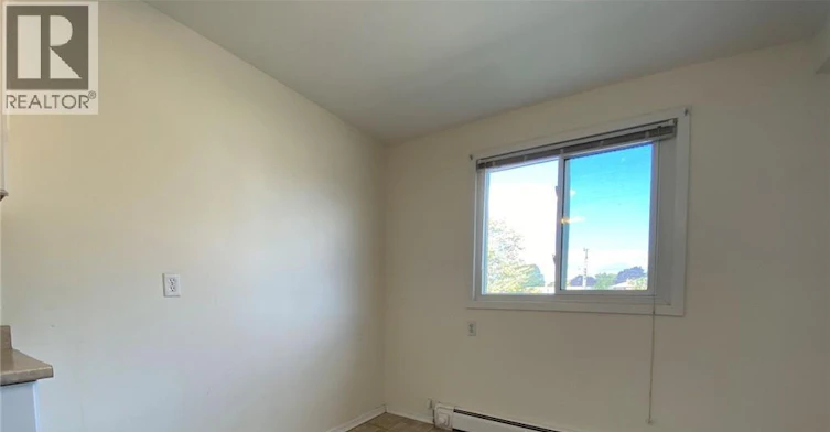 4-75 Harold Avenue, Kitchener, ON, N2A 2H9 - 3