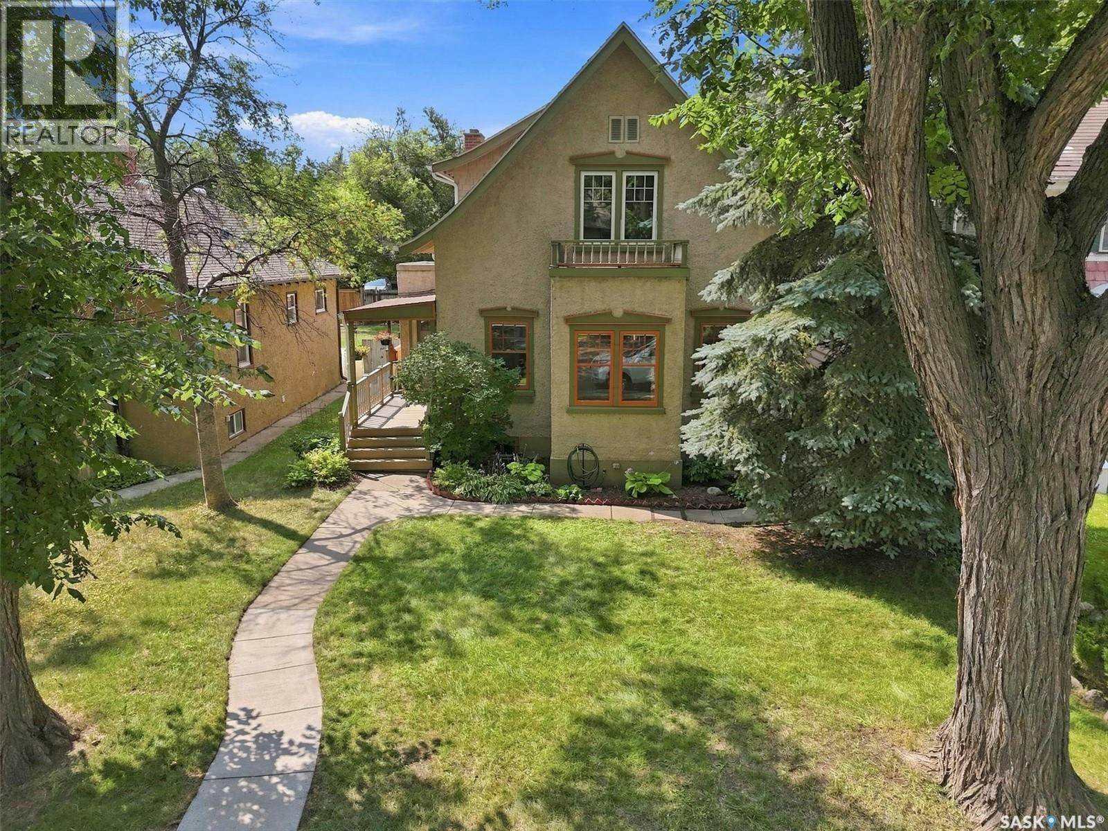 617 7th Avenue N, Saskatoon, SK, S7K 2V2