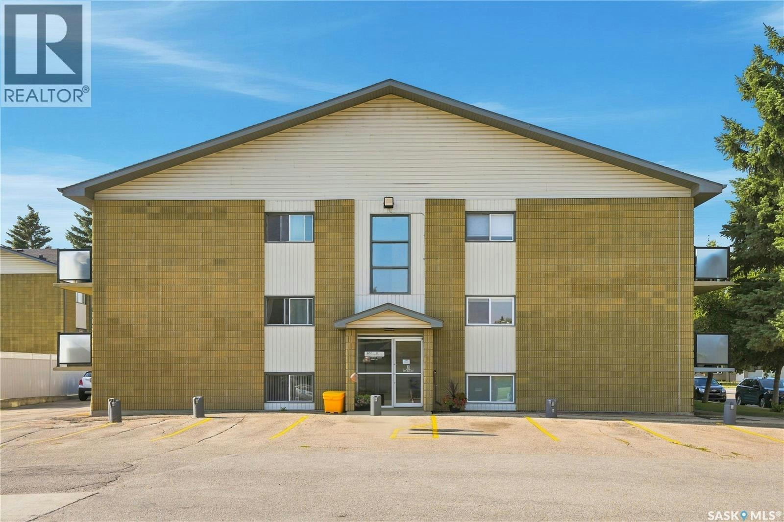 2-111 St Lawrence Crescent, Saskatoon, SK, S7K 1G7