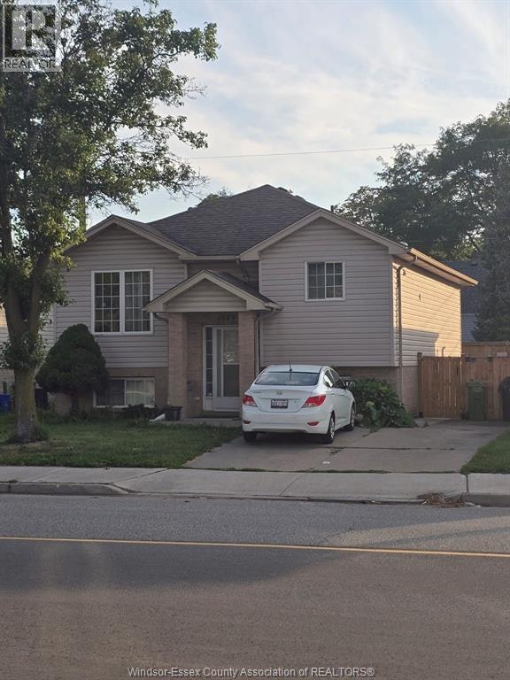 LOWER-1849 Drouillard, Windsor, ON, N8W 3X4
