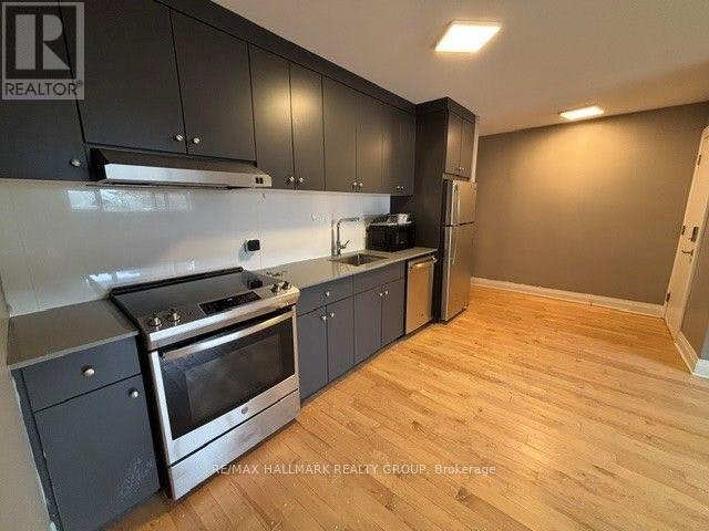 1-245 Des Peres Blancs Avenue, Ottawa, ON, K1L 7L8 - 9