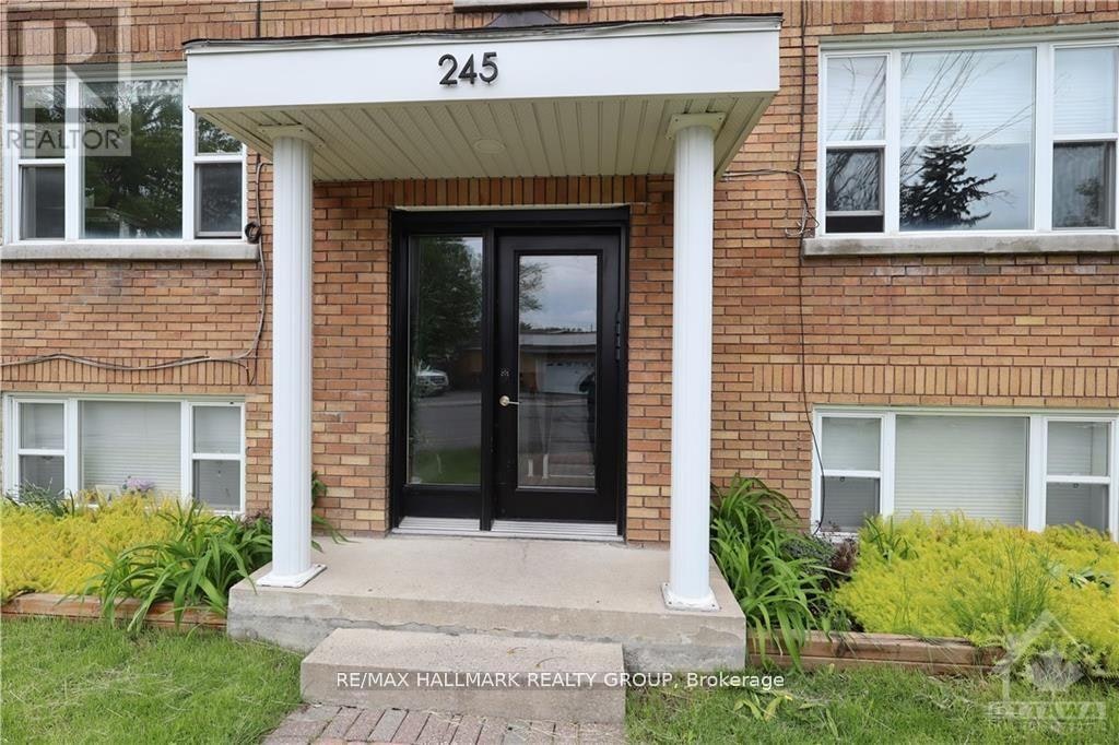 7-245 Des Peres Blancs Avenue, Ottawa, ON, K1L 7L8 - 2