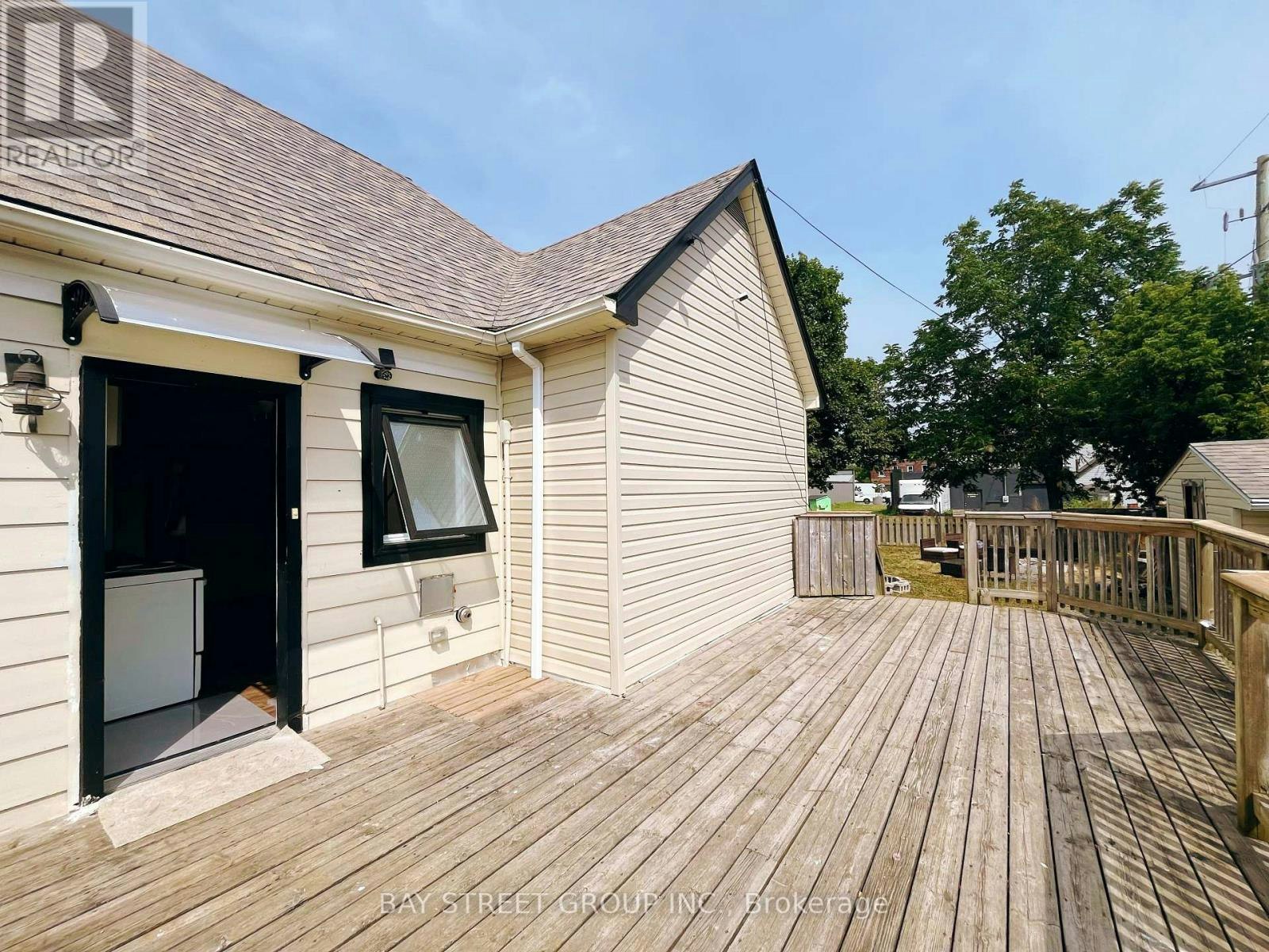 BACK-70 Courtwright Street, Fort Erie, ON, L2A 2R7