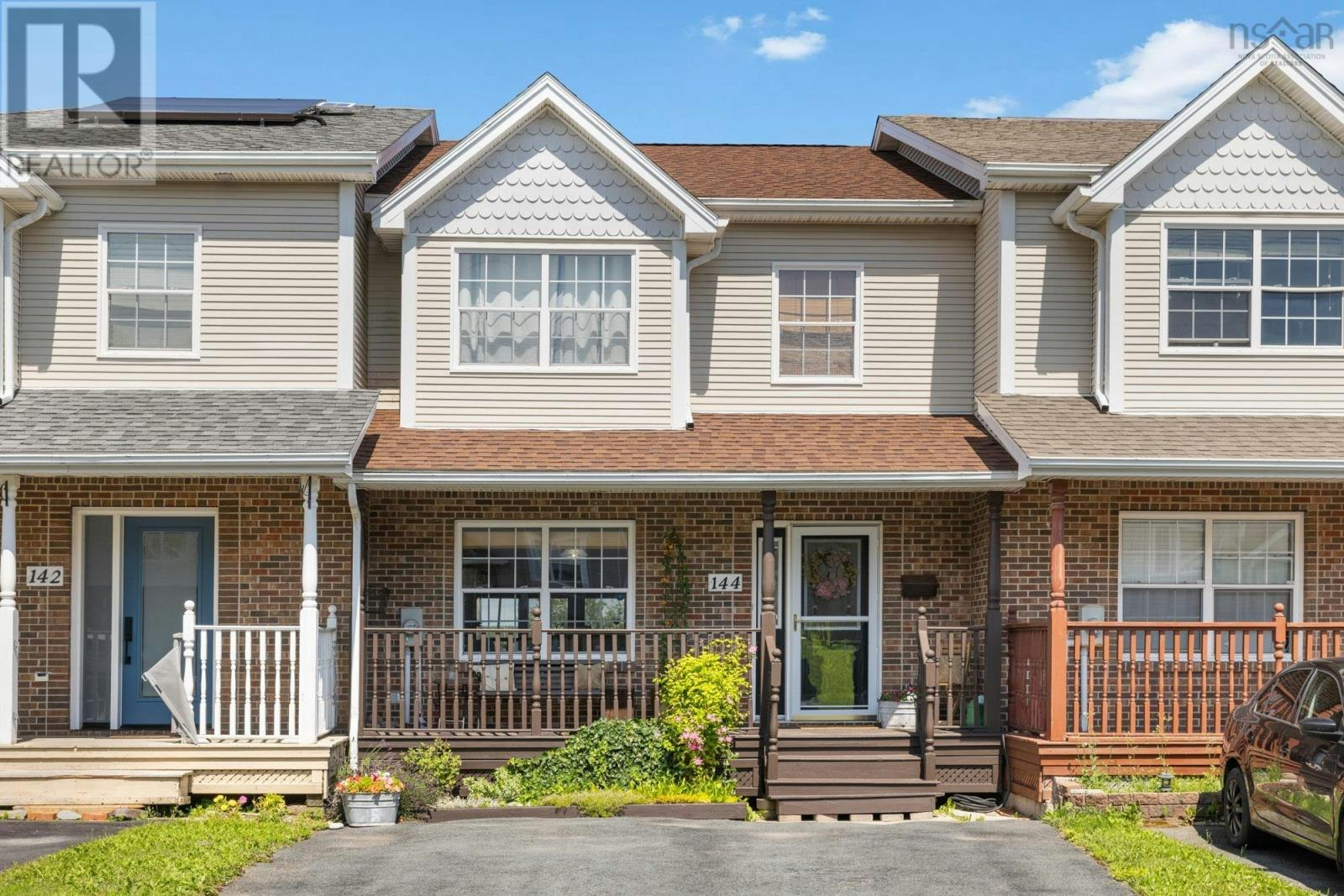 144 Green Village Lane, Dartmouth, NS, B2Y 4V4