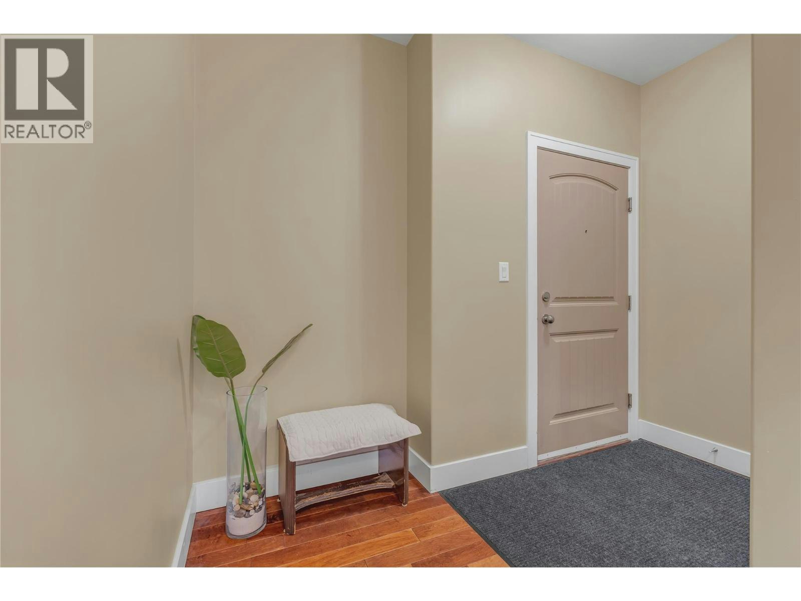 401-240 Wade Avenue - 4