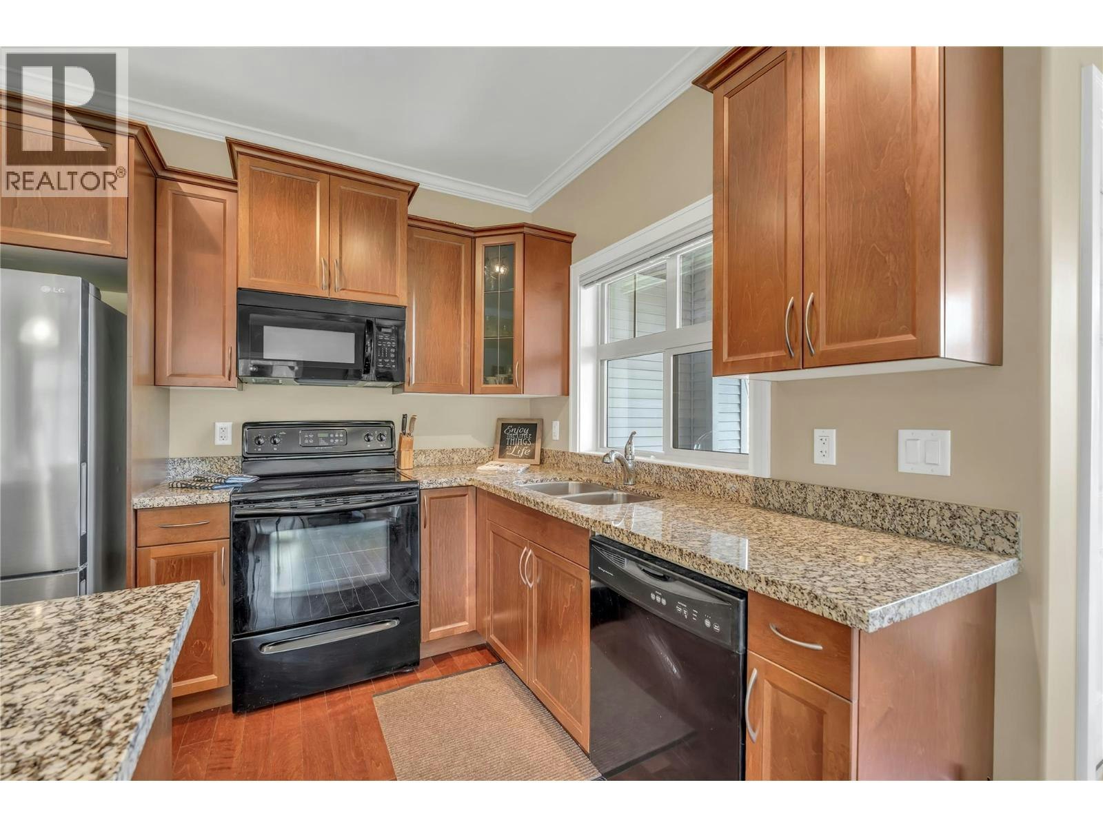 401-240 Wade Avenue, Penticton, BC, V2A 1T8 - 11