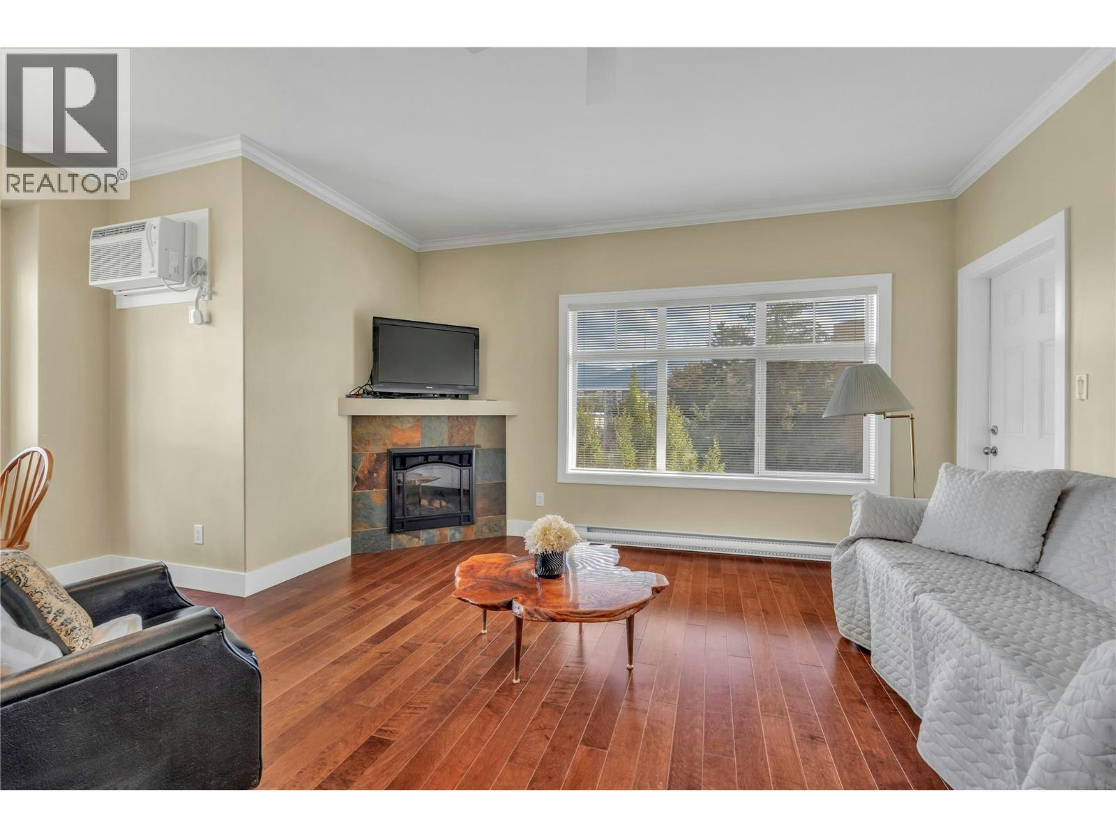 401-240 Wade Avenue, Penticton, BC, V2A 1T8 - 15