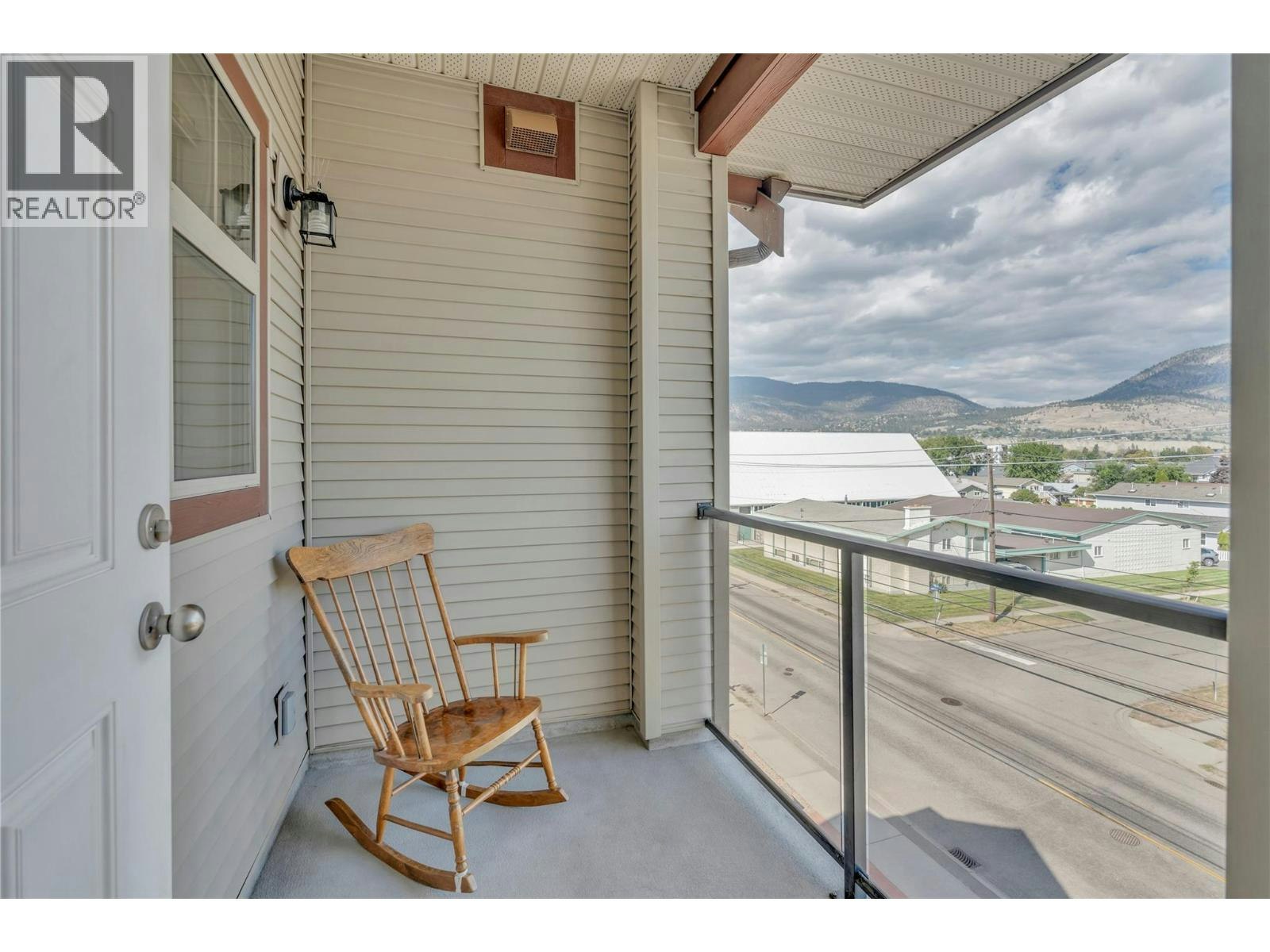 401-240 Wade Avenue, Penticton, BC, V2A 1T8 - 26