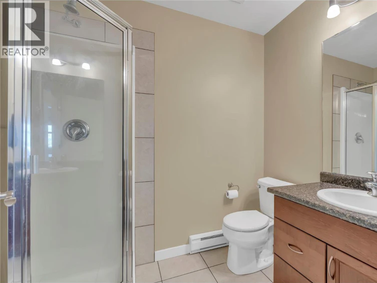 401-240 Wade Avenue, Penticton, BC, V2A 1T8 - 5