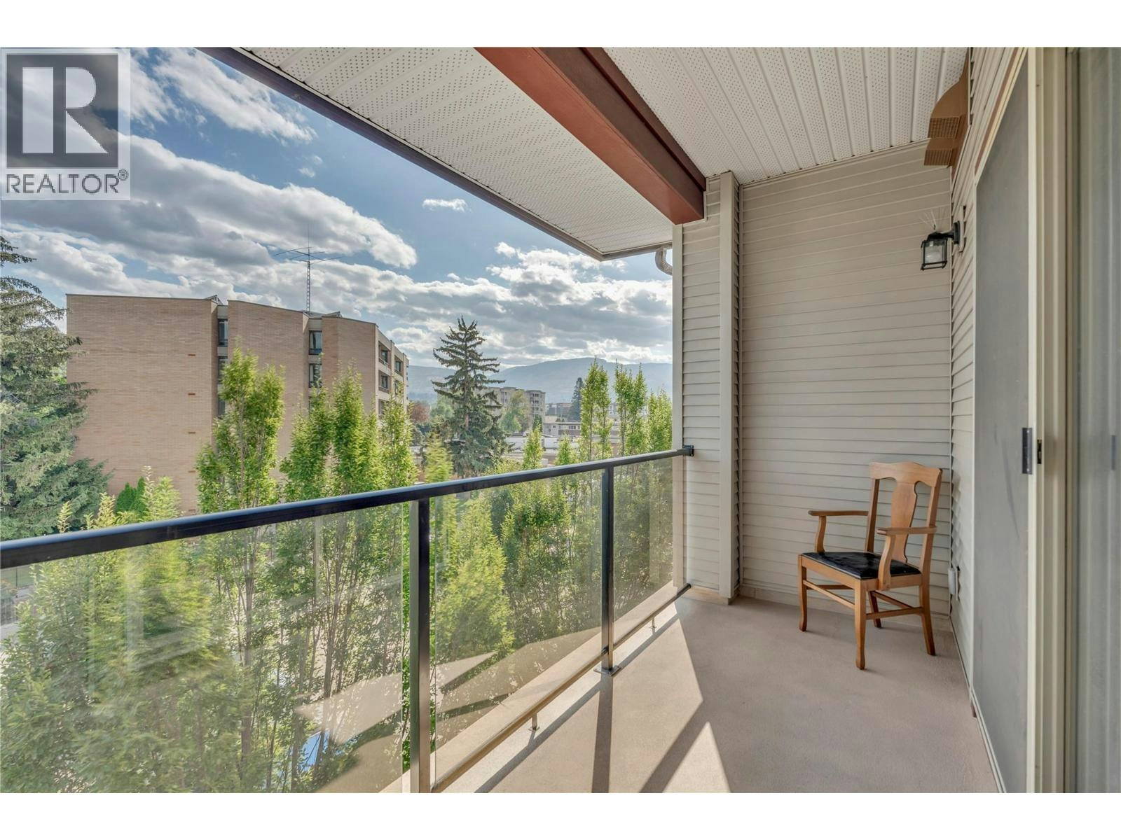 401-240 Wade Avenue, Penticton, BC, V2A 1T8 - 24
