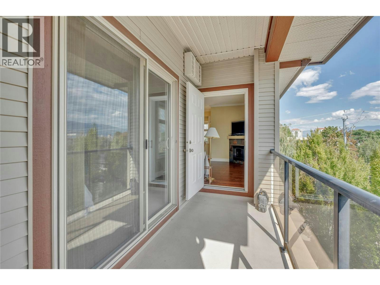 401-240 Wade Avenue, Penticton, BC, V2A 1T8 - 25