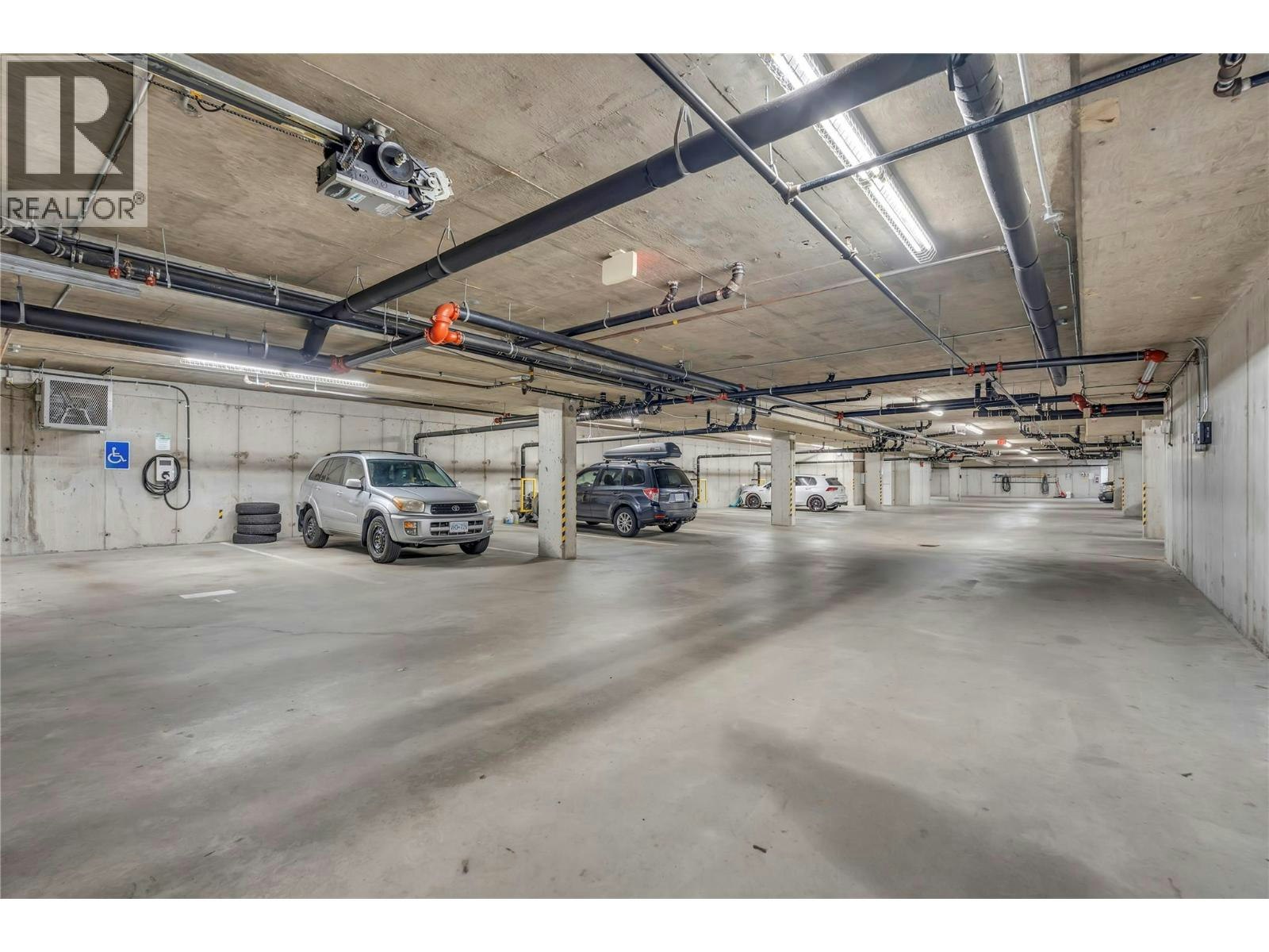 401-240 Wade Avenue, Penticton, BC, V2A 1T8 - 32