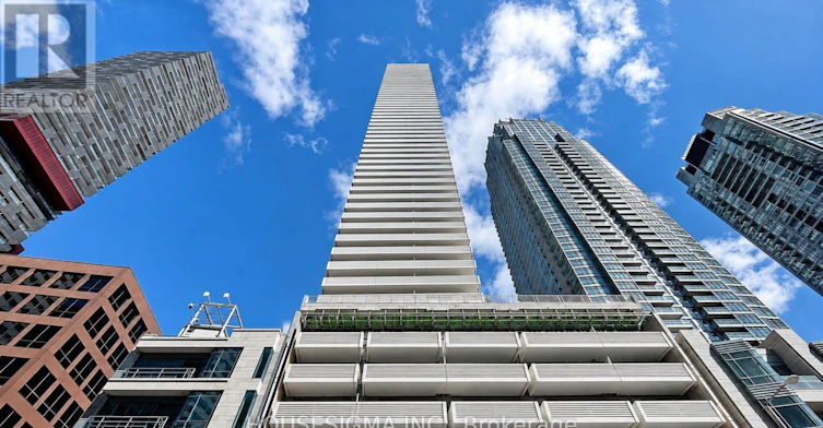 3705-2221 Yonge Street, Toronto, ON, M4S 2B4
