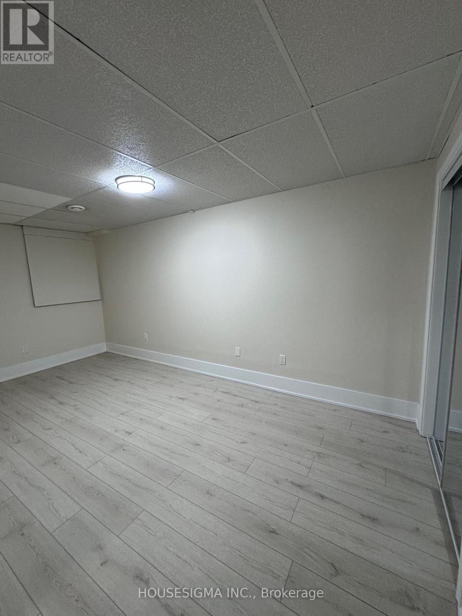 35 Asterwind Crescent, Brampton, ON, L6R 1V8 - 9