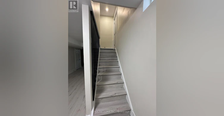 35 Asterwind Crescent, Brampton, ON, L6R 1V8 - 14