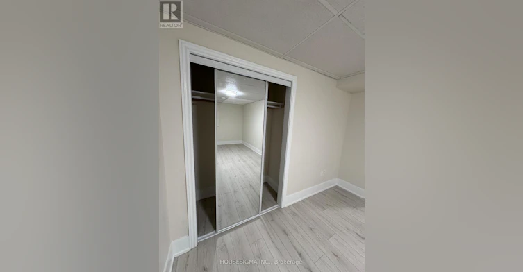 35 Asterwind Crescent, Brampton, ON, L6R 1V8 - 8