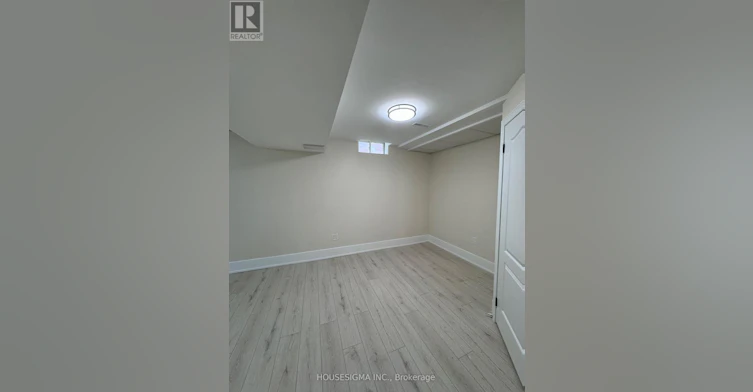 35 Asterwind Crescent, Brampton, ON, L6R 1V8 - 11