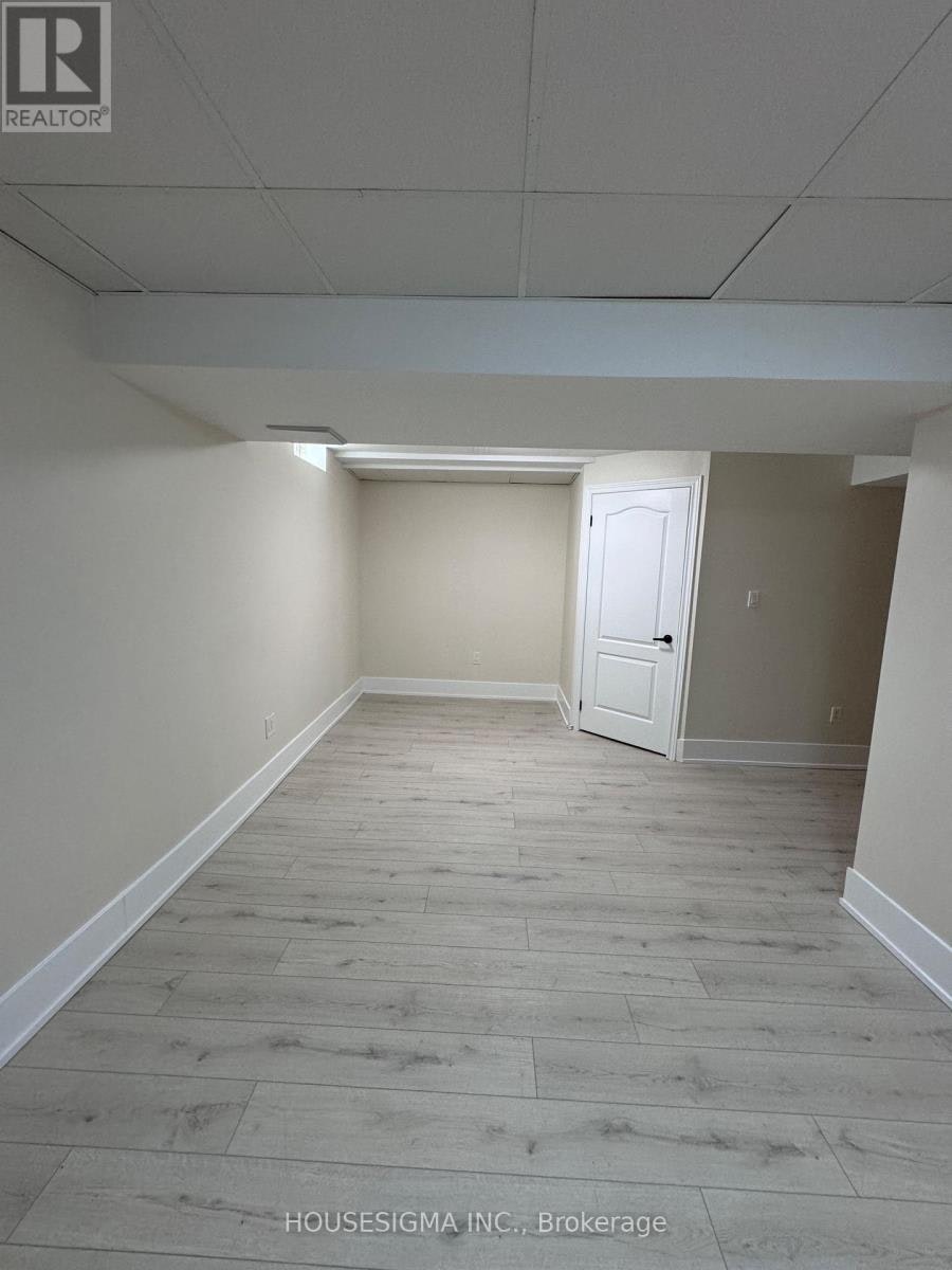 35 Asterwind Crescent, Brampton, ON, L6R 1V8 - 4