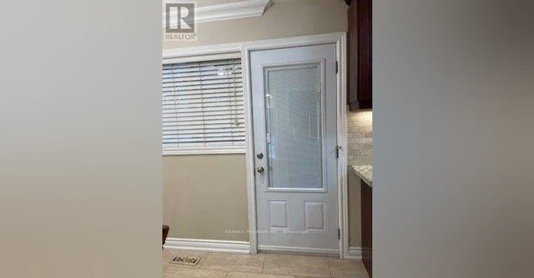 45 Lapp Street, Toronto, ON, M6N 3W5 - 9