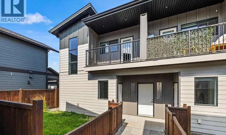 1-726 Coopland Crescent
