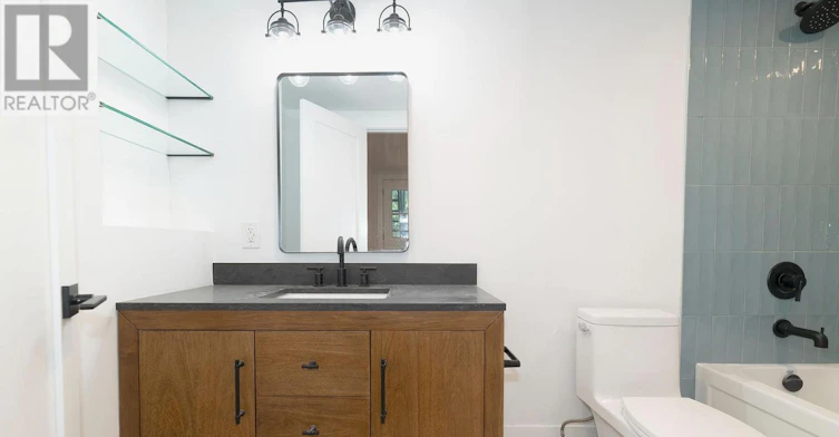 MAIN-1105 Queen Street E, Toronto, ON, M4M 1K7 - 8