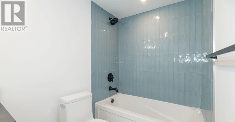MAIN-1105 Queen Street E, Toronto, ON, M4M 1K7 - 9