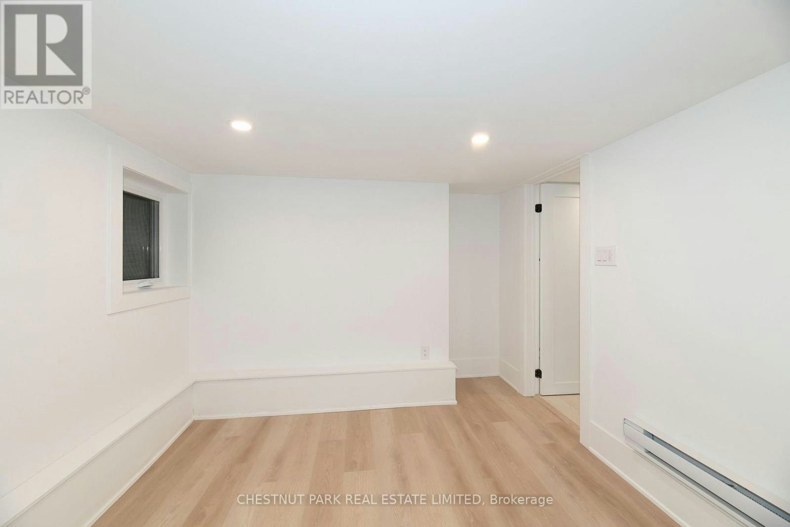 LOWER-1105 Queen Street, Toronto, ON, M4M 1K7 - 6