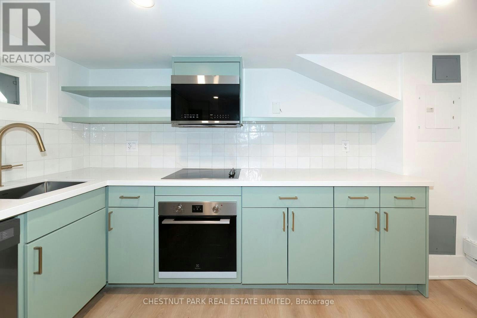 LOWER-1105 Queen Street, Toronto, ON, M4M 1K7 - 3