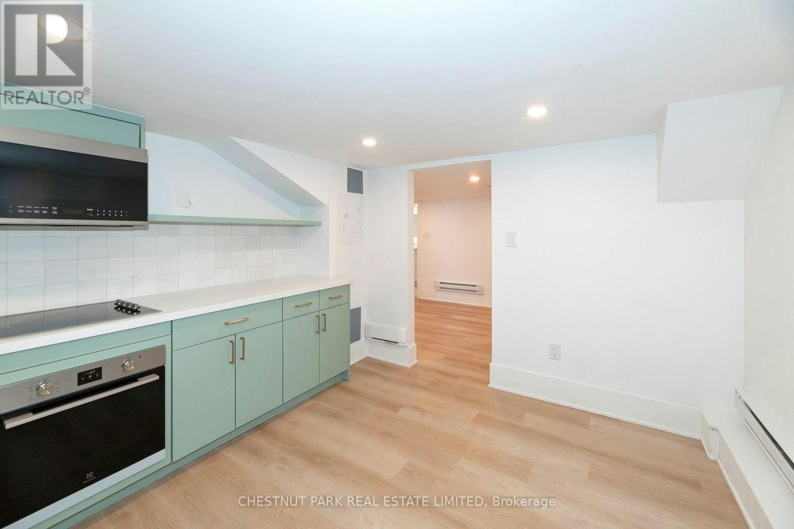 LOWER-1105 Queen Street, Toronto, ON, M4M 1K7 - 4