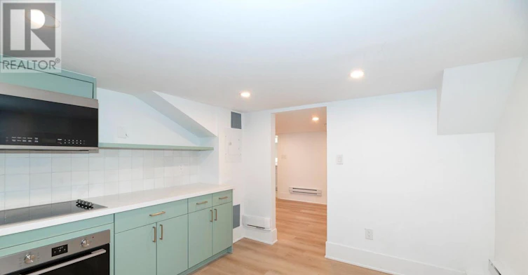 LOWER-1105 Queen Street, Toronto, ON, M4M 1K7 - 4