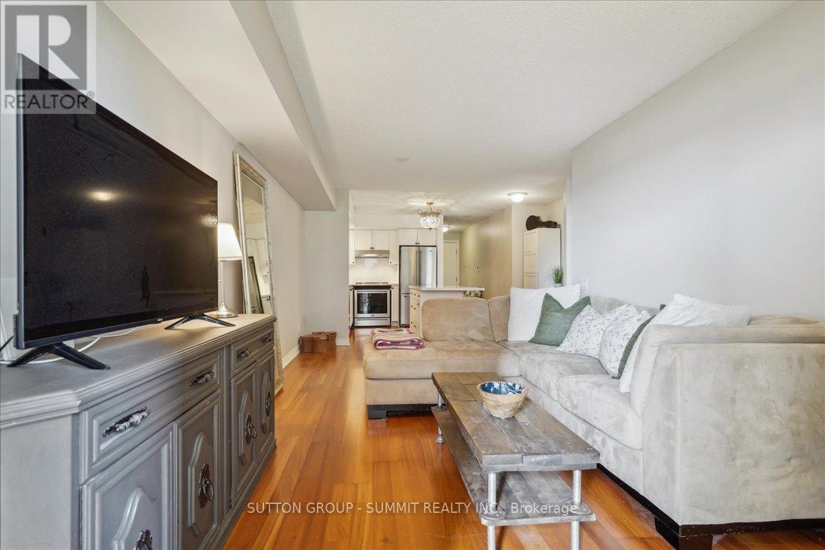 511-5229 Dundas Street W, Toronto, ON, M9B 6L9 - 11